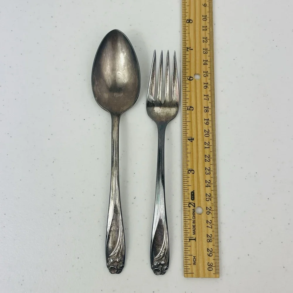 Vintage 1847 Rogers Bros Silverware Daffodil Pattern Serving Spoon And Fork